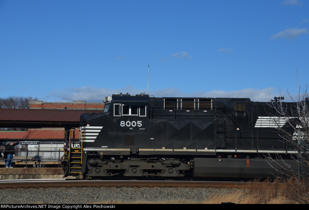 NS 8005